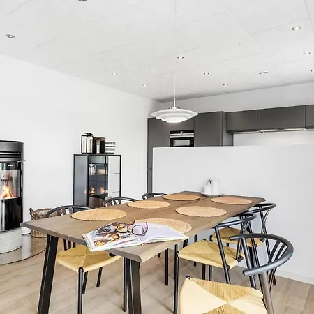 3 Bedroom Beautiful In