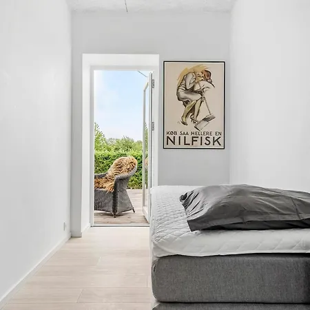 Дом отдыха 3 Bedroom Beautiful In *